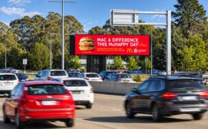 How Traffic Direction Affects Billboard Location Choice