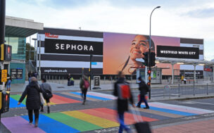 How Can Billboard Advertising Drive Retail Footfall?